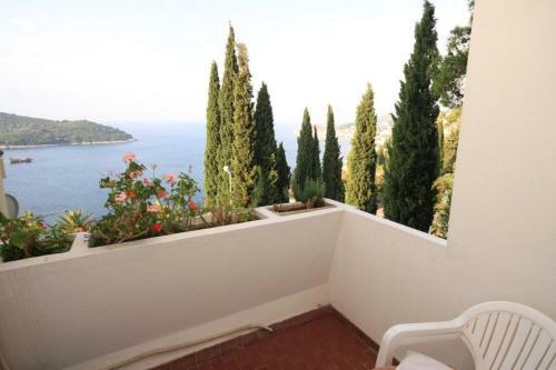 Apartments With Wifi Dubrovnik - 8600