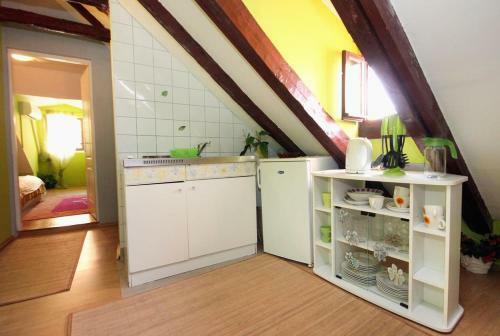 Apartments And Rooms With Wifi Dubrovnik - 9071