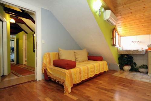 Apartments And Rooms With Wifi Dubrovnik - 9071