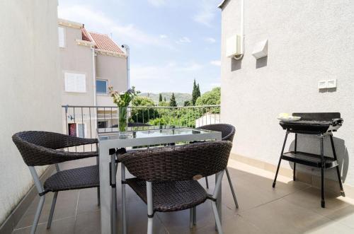 Apartments By The Sea Dubrovnik - 8544