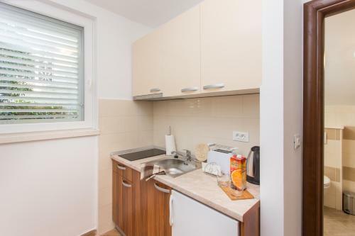 Apartments Gravosa