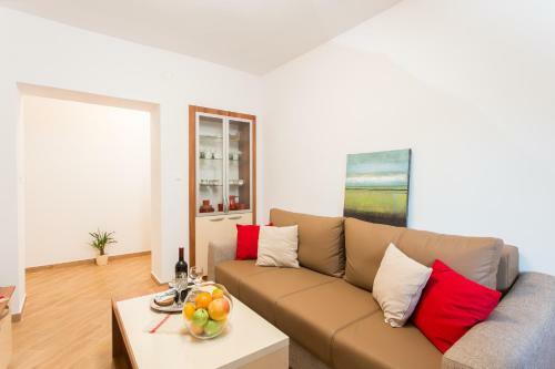 Apartments Gravosa