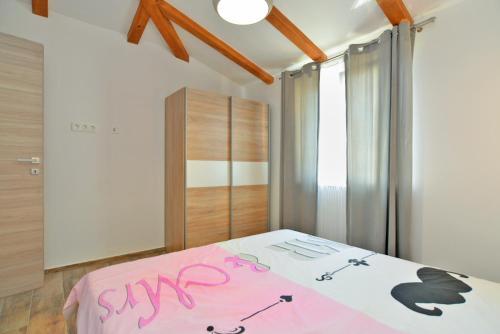 Apartments Stana 1020