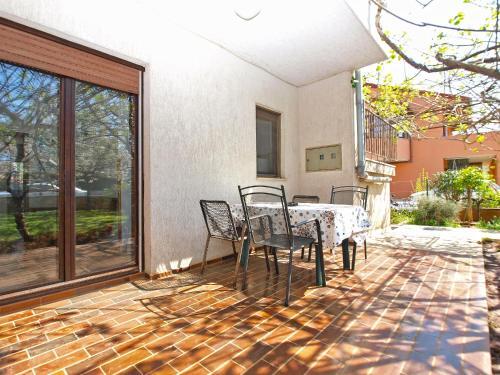 Apartmensts Nikola 1023