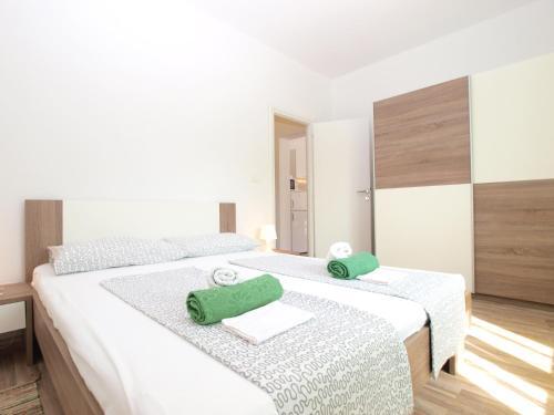 Apartments Suzana 1403
