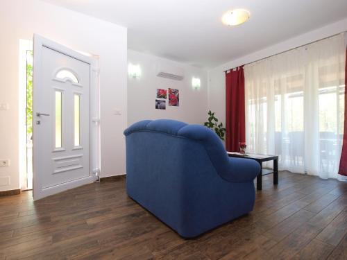 Apartments Suzana 1403
