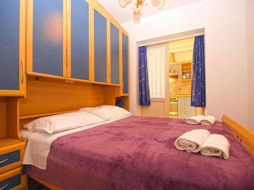 Apartments Josip 1544