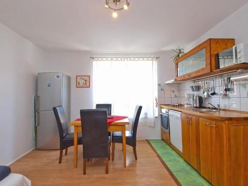 Apartments Elda 1470
