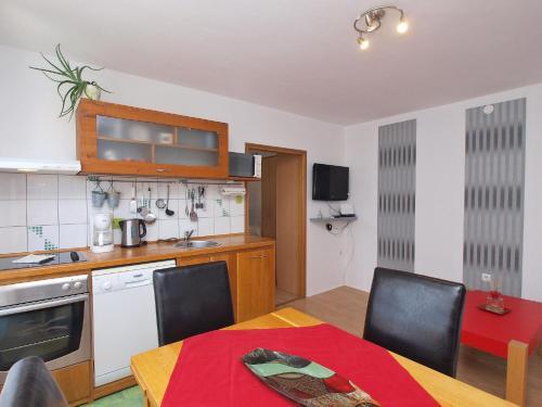 Apartments Elda 1470