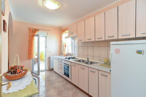 Apartments Milena 436