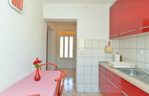 Apartments Milena 436