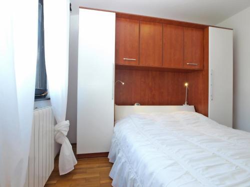 Apartments Valbandon 1616