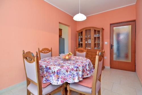 Apartments Pink 1785