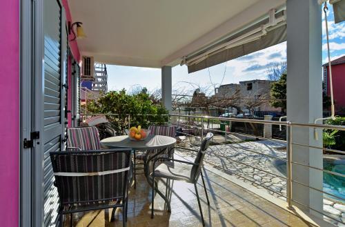 Apartments Pink 1785