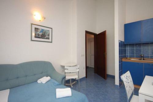 Apartment Funtana 7076b