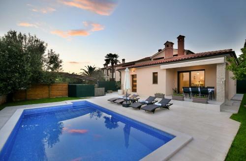 Holiday Home In Galizana/istrien 8682