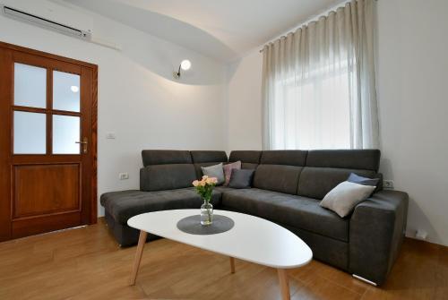 House Vedran 1125