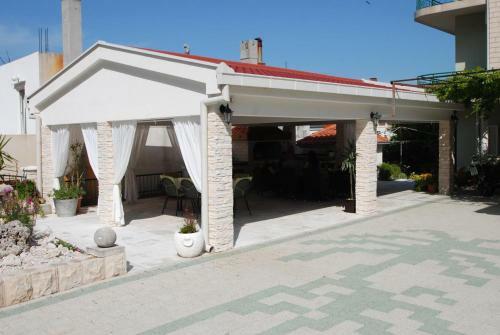 Apartment Gradac 15282b