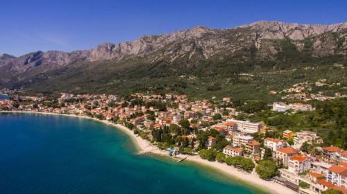 Beachfront Apartment Gradac 4414-2