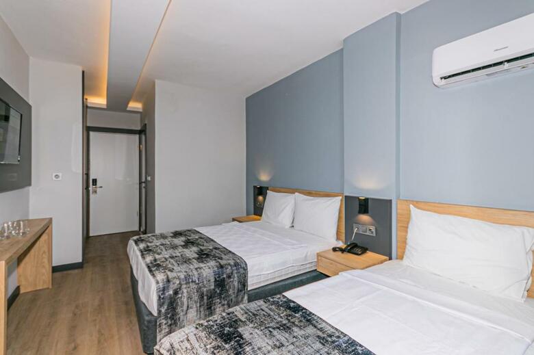 Lara World Hotel