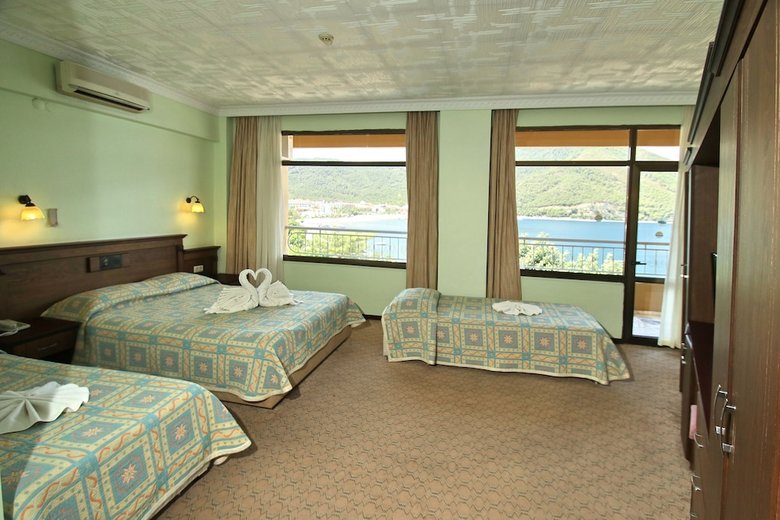 Hotel Golmar Beach