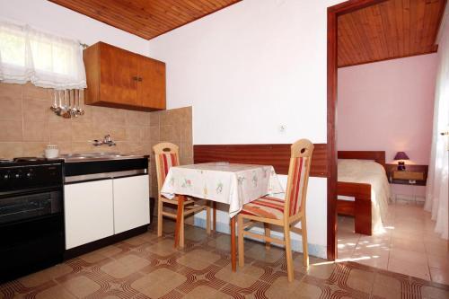 Apartments By The Sea Tri Zala (korcula) - 558