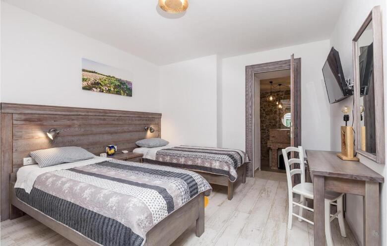 Two-bedroom Holiday Home In Kornic