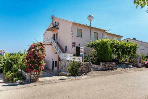 Hostal Apartments And Rooms With Parking Space Krk - 14322