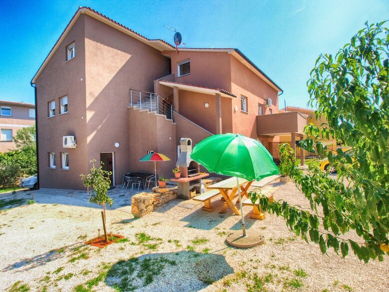 Apartments Dario 1480