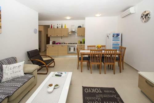 Family 2 Bedroom Apartment