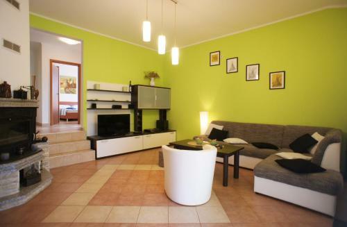 Holiday Home In Liznjan/istrien 17282