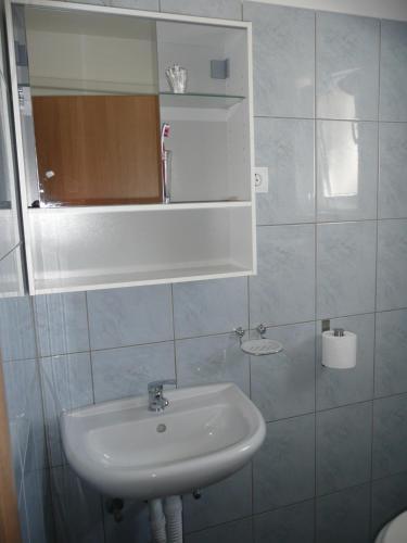 One-bedroom Apartment In Lopar II