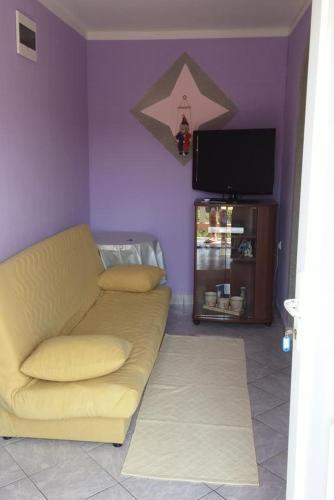 Apartments By The Sea Lopar (rab) - 12534