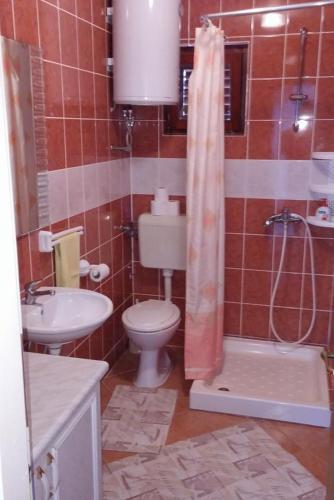 Apartments By The Sea Lopar (rab) - 12534