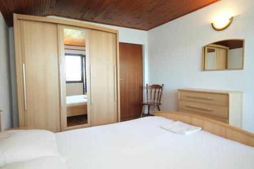 Apartment Lumbarda 9236b