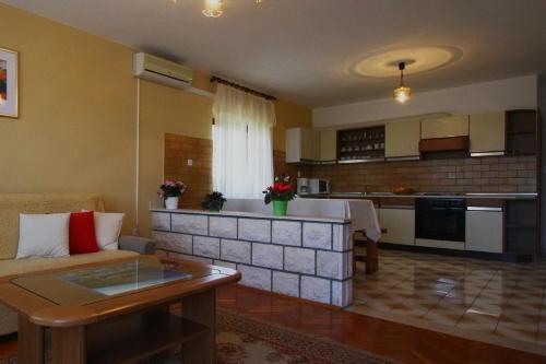 Seaside Holiday House Lumbarda (Korcula) - 14265