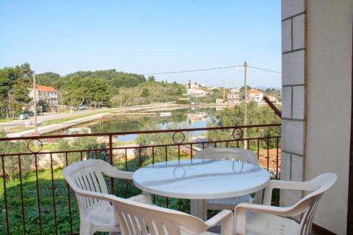 Apartment Lumbarda 4392b