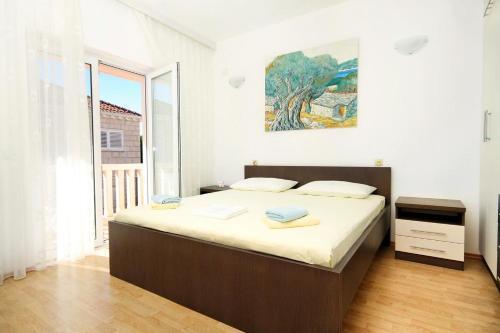 Apartment Lumbarda 9300a