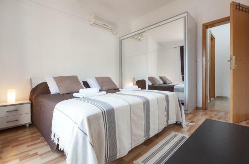 Apartments Zoka