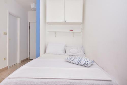 Apartment Mirna