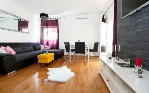 Apartment Karlo