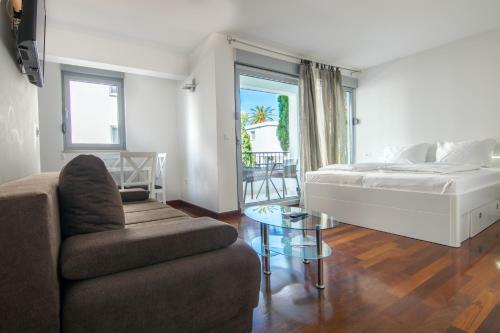 Beach Apartments Solee