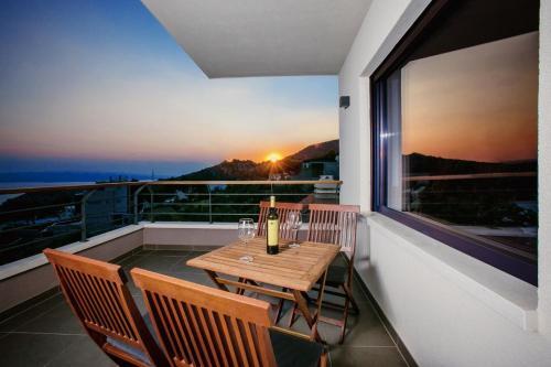 Villa Ctvb105/ - Modern Holiday Home With Private Pool