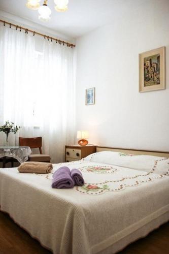 Apartments By The Sea Makarska - 15200