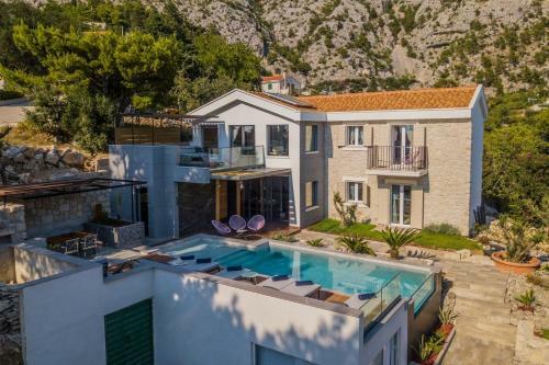 Ctma236/ Modern Decorated Villa With Private Pool
