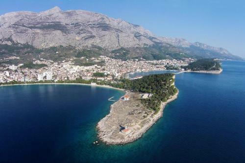 Apartment Makarska 16161b