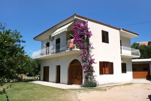 Apartments With A Parking Space Makarska - 6768