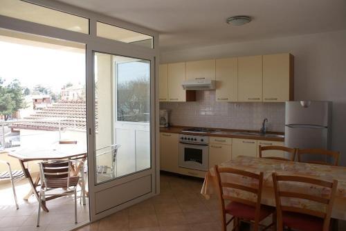 Apartments In Malinska/insel Krk 12794