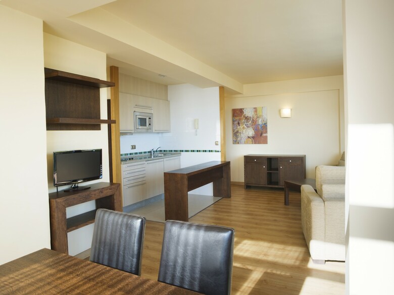 Apartamentos Ms Puerto Marina