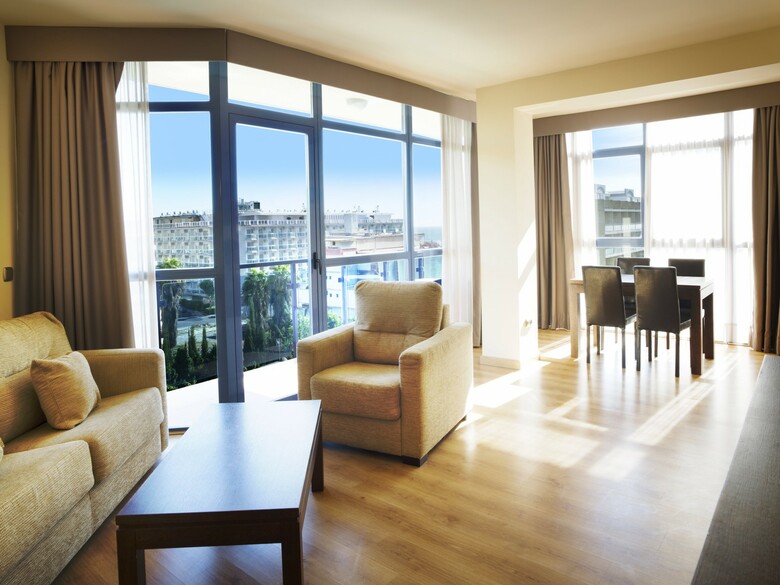 Apartamentos Ms Puerto Marina